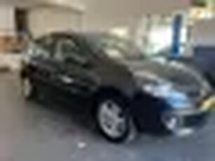 Renault Clio Estate 1.2 TCE Dynamique