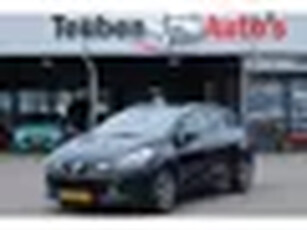 Renault Clio Estate 1.5 dCi ECO Night&Day Navigatie, Cruise control, Lichtmetalen wielen