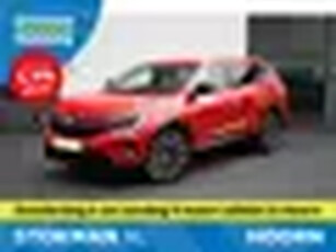 Renault Espace E-Tech Hybrid 200 techno 7 persoons Rouge Flamme 7P Camera achter Google