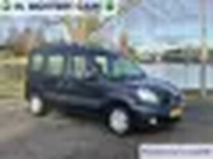 Renault Kangoo 1.6-16V Privilège * 5 PERSOONS * APK * TREKHAAK * DISCOUNT COLLECTIE *