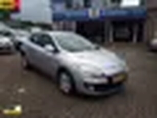 RENAULT MEGANE 1.2 TCe Energy Expression CLIMA/RADIO CD/NAVI/CRUISE/PDC/USB/CV