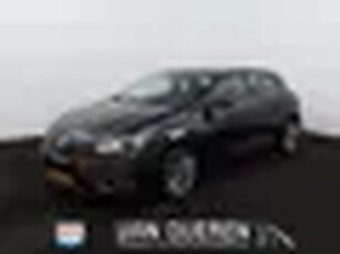 Renault Mégane 1.2 TCe Limited Apple Carplay, Keyless, 17 inch