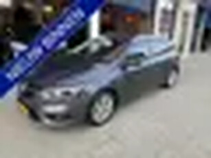 Renault Mégane Estate 1.3 TCe Limited NL AUTO/CLIMATE/CRUISE/NAVI