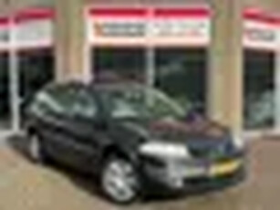 Renault Mégane Grand Tour 2.0-16V Business Line - Pano - Automaat -