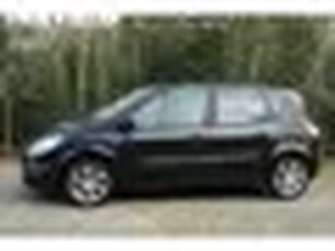 Renault Scénic 1.6-16V Authentique Basis airco trekhaak isofix