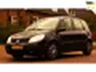 Renault Scénic 1.6-16V Expression Comfort MET AIRCO, TREKHAAK, CRUISE CONTROL EN MEER!