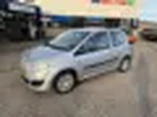 Renault Twingo 1.2-16V Authentique Nieuwe apk, goed rijdend, nette auto, geen schade