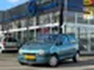 Renault Twingo 1.2 Lazuli Airco Bluetooth Elektrische ramen Lage KM