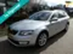 Skoda Octavia Combi 1.4 TSI 150pk Automaat Navi Schuifdak 1e eigenaar Historie