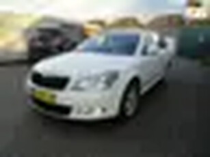 Skoda Octavia Combi 1.6 TDI Greentech Arctic NAVI CLIMA