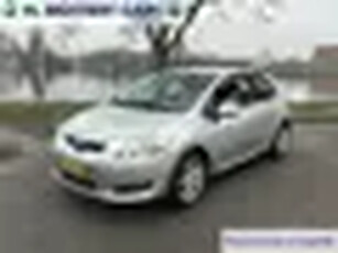 Toyota Auris 1.4-16V Sol * AIRCO * CRUISE CONTROL * APK * TREKHAAK * DISCOUNT COLLECTIE *