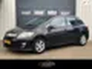 Toyota Auris 1.8 Full Hybrid Aspiration CLIMA/CRUISE/EXPORT