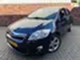 Toyota Auris 1.8 Full Hybrid Dynamic Business Camera