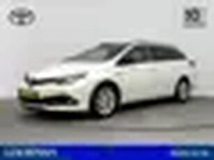 Toyota Auris Touring Sports 1.8 Hybrid Black Edition Navigatie Trekhaak Rijklaar