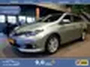 Toyota Auris Touring Sports 1.8 Hybrid Executive Navi Cruise Verw. stoelen Camera etc..