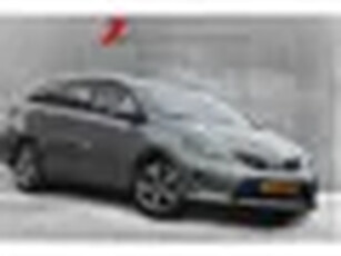 Toyota Auris Touring Sports 1.8 Hybrid Lease Nederlandse auto zeer compleet dealeronderhouden hybrid