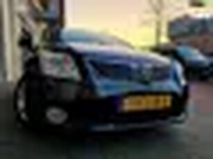 Toyota Avensis 2.0 VVTi Executive Business Automaat Leer