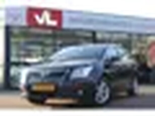 Toyota Avensis wagon 1.6 VVTi Dynamic Camera Navigatie Trekhaak