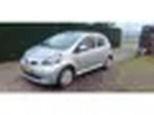 Toyota Aygo 1.0-12V +