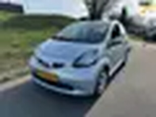 Toyota Aygo 1.0-12V + 5drs Airco elek pakket