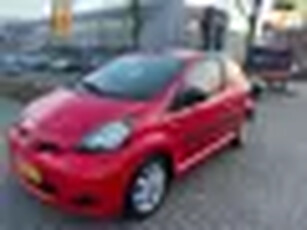 Toyota Aygo 1.0-12V Access - ZONDAG GEOPEND - NAP !