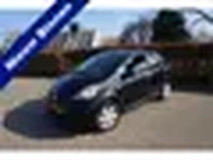 Toyota Aygo 1.0-12V Comfort Navigator 44000 km! (bj 2011)