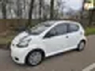 Toyota Aygo 1.0-12V Now