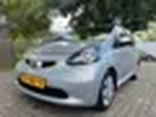 Toyota Aygo 1.0 12v VVT-i Comfort Automaat / Airco / 5drs.