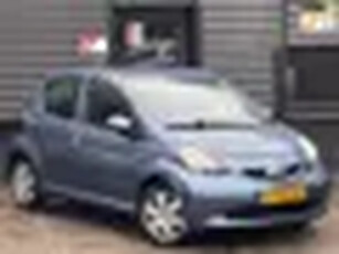 Toyota Aygo 1.0-12VAircoToerentellerElek-RamenCentr-Vergrendeling