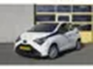 Toyota Aygo 1.0 VVT-i 5drs X-Fun BJ2019 Led Audio Airco Stuurbekrachtiging Getint glas