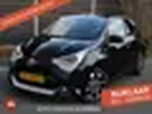 Toyota Aygo 1.0 VVT-i 72PK x-joy Achteruitrijcamera, Climate Control, Dimlicht Automatisch, Apple Ca