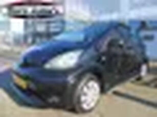 Toyota Aygo 1.0 VVT-i Access nl auto 5 drs stbkr apk 1-2026