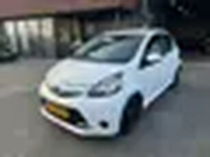 Toyota Aygo 1.0 VVT-i Aspiration 5DRS AIRCO LED ELEK RAMEN SPORTIEF