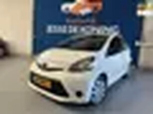 Toyota Aygo 1.0 VVT-i Comfort,bj.2012,kleur:wit ! Facelift,5 Deurs,Airco,1e eigenaar,APK 12/2025 en