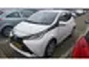 Toyota Aygo 1.0 VVT-i X-Fun Airco Bluetooth Elektrische ramen