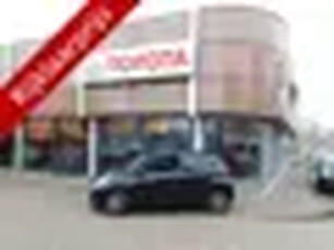 Toyota Aygo 1.0 VVT-i x-joy Weinig KM Schakelflippers