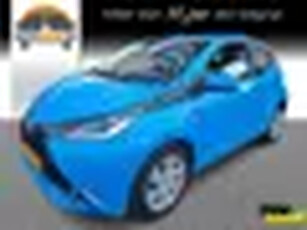 Toyota Aygo 1.0 VVT-i X-Play 5Drs /Camera/Navi/Airco/Garantie