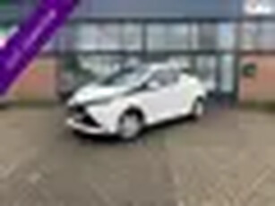 Toyota Aygo 1.0 VVT-i x-play, Airco, Grote scherm