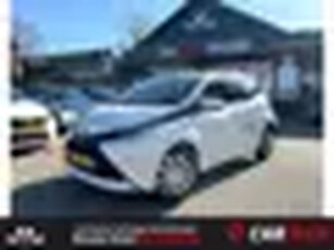 Toyota Aygo 1.0 VVT-i x-play Airco, Leder