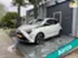 Toyota Aygo 1.0 VVT-i x-play AIRCO Navi