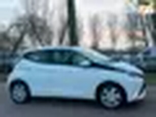 Toyota Aygo 1.0 VVT-i x-play AIRCO!CAMERA!1STE EIGENAAR!BTW!