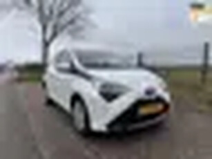 Toyota Aygo 1.0 VVT-i x-play, Camera, Navigatie, Apple Carplay, Airconditioning, Electr. spiegels, 1