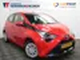 Toyota Aygo 1.0 VVT-i x-play limited AIRCO CARPLAY LED CAMERA NAVI CV