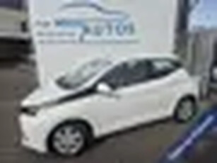 Toyota Aygo 1.0 VVT-i x-play navi Camera (bj 2015)