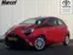 Toyota Aygo 1.0 VVT-i X-Play NL Auto Dealer Onderhouden Carplay Androidauto Airco Camera