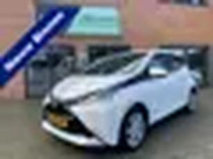 Toyota Aygo 1.0 VVT-i x-play Zeer netjes (bj 2014)