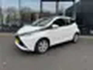 TOYOTA AYGO 1.0 VVT-I X-PLAY,Navi,Airco,Camera,Elekt Pakket,Dealer OH