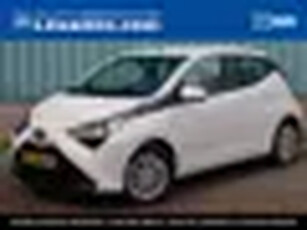 Toyota Aygo 5-deurs x-play 1.0 VVT-i 72pk AIRCO APPLE CARPLAY / ANDROID AUTO CAMERA