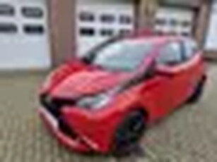 Toyota Aygo Automaat 5Drs 1.0 VVT-i x-play navigatie airco