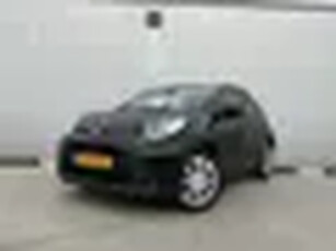 Toyota Aygo X 1.0 VVT-i MT Play Parkeerhulp camera Cruise control